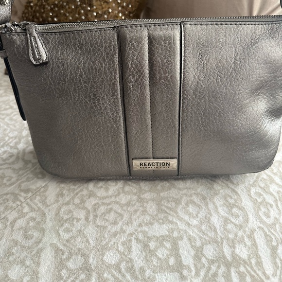 Kenneth Cole Purse - Picture 2 of 16
